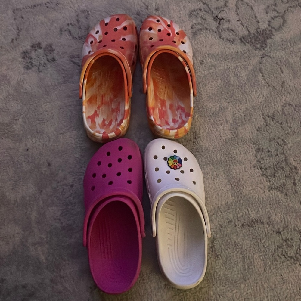 - Crocs-M8 W10